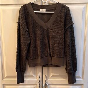 T.La V-Neck Textured Sweatshirt - Olive green